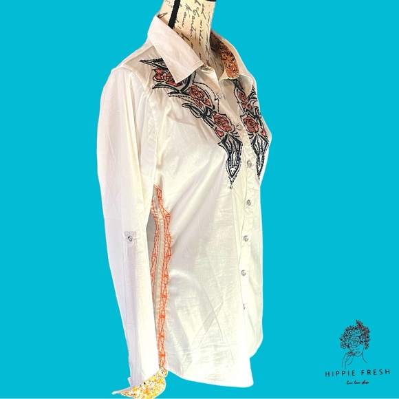 Roar Embroidered & Embellished  Western Snapped Blouse Size L - Picture 6 of 10